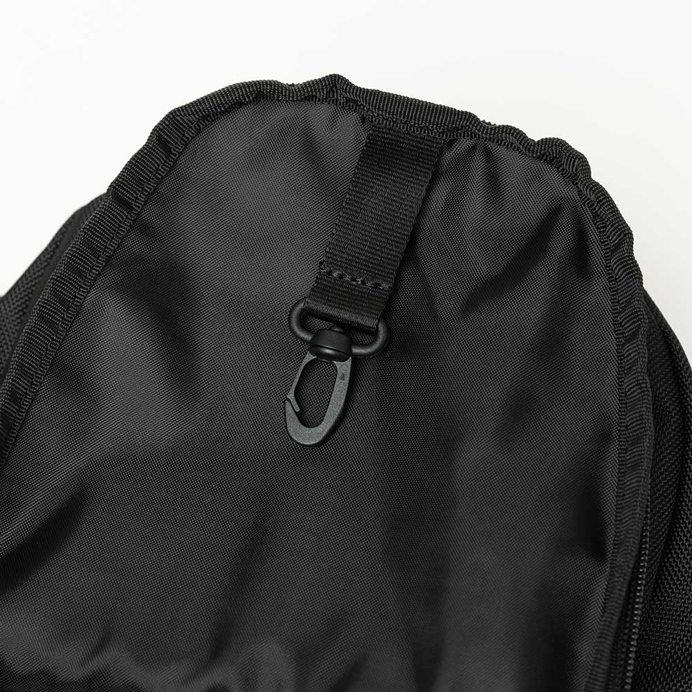 New Era 8L Black Sling Body Bag