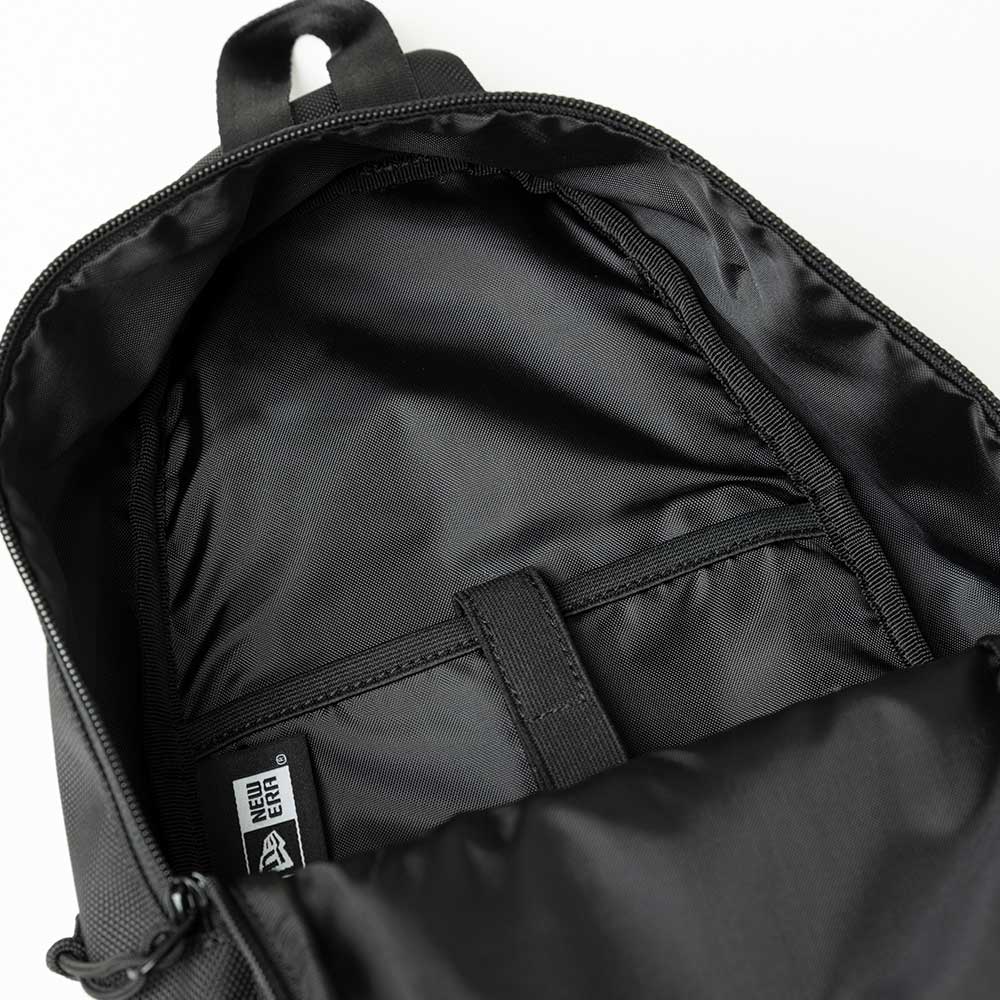 New Era 8L Black Sling Body Bag