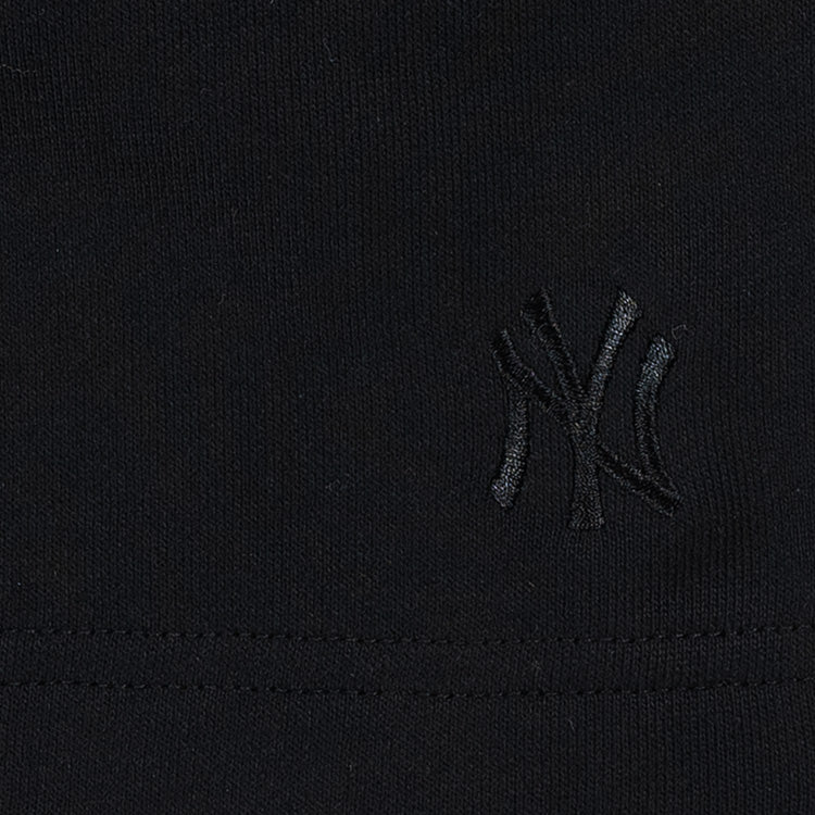 New York Yankees MLB Light Rainbow Black Knit Shorts