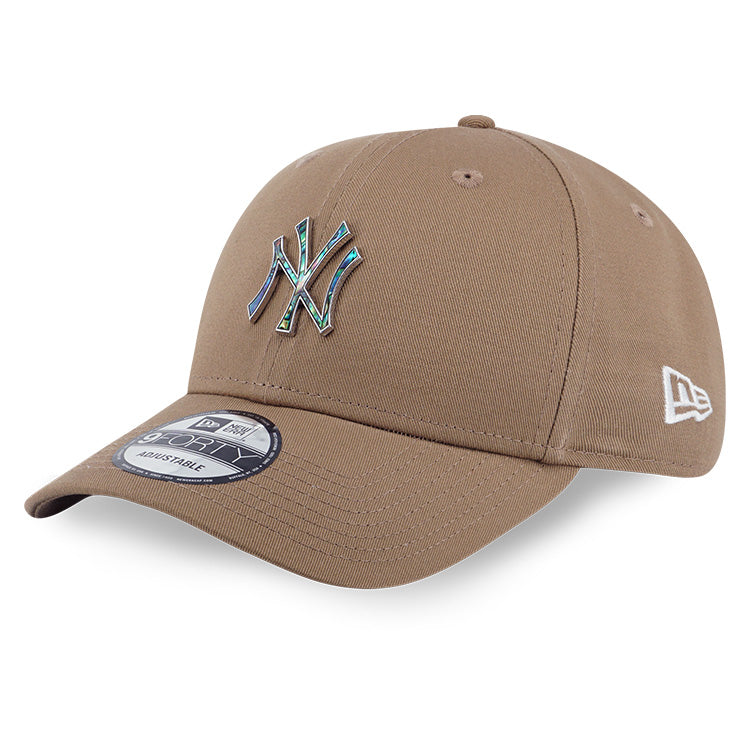 New York Yankees MLB Savor The Moment Glisten Glow Khaki 9FORTY Adjustable Cap