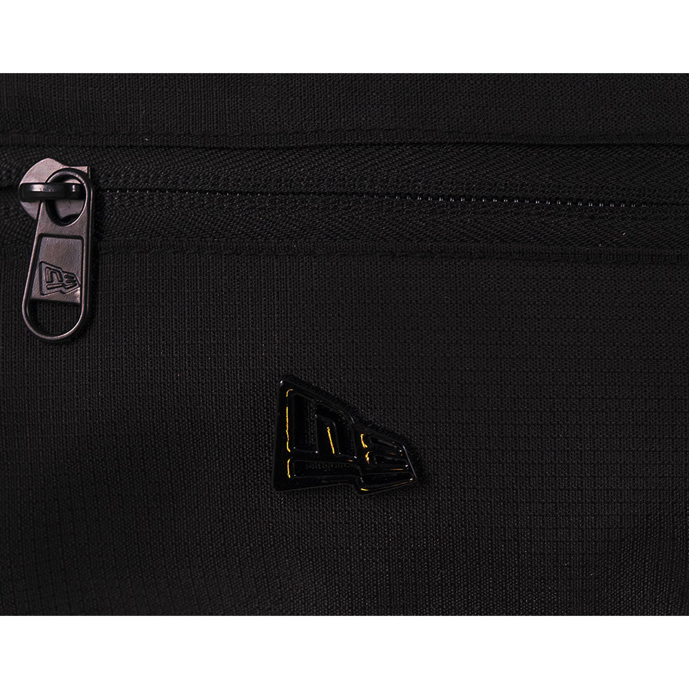 New Era Logo Dark 90s Black Waist Bag