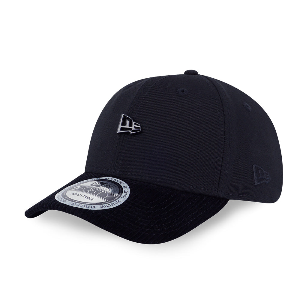 New Era Flag Dark 90s Black Reflective 9FORTY Adjustable Cap