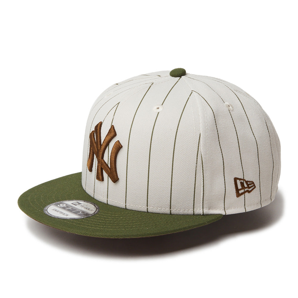 New Era Golf New York Yankees MLB Pinstripe Stone Green 9FIFTY Snapback Cap