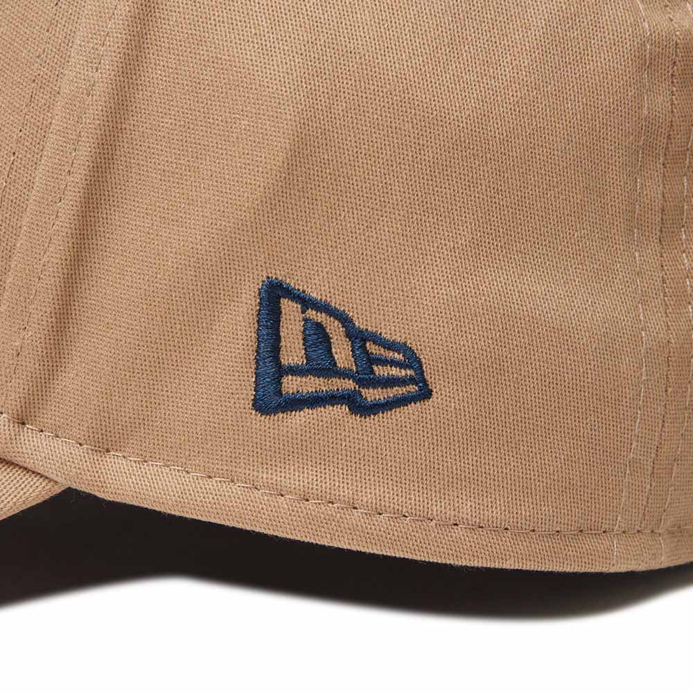 New Era Golf Script Oval Khaki 9FORTY A-Frame Stretch Snapback Cap