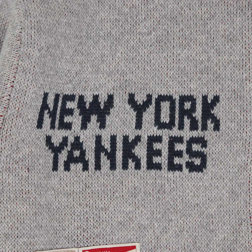 New Era New York Yankees MLB Cowichan Heather Grey Sweatshirt