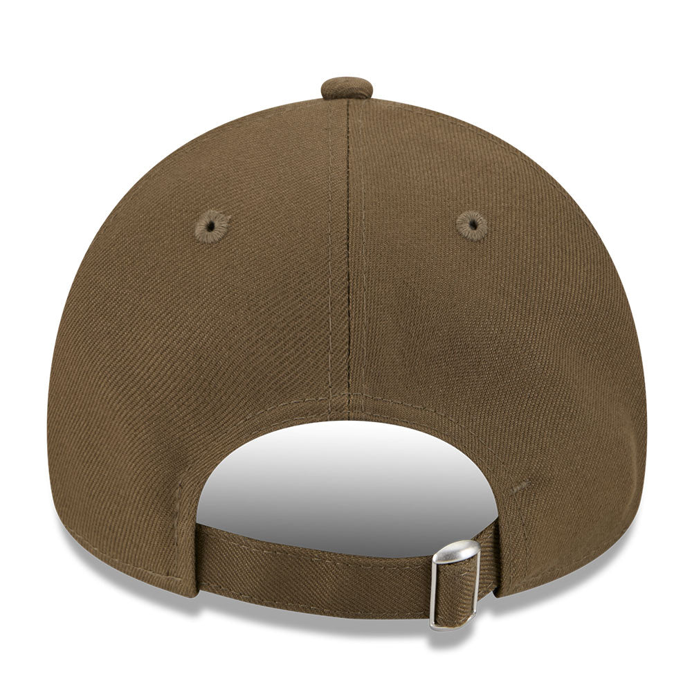 New Era New York Yankees Metal Badge SS26 Moss 9FORTY A-Frame Adjustable Cap