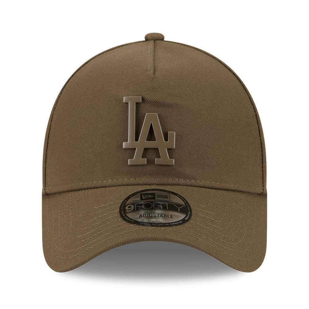 New Era Los Angeles Dodgers Metal Badge SS26 Moss 9FORTY A-Frame Adjustable Cap