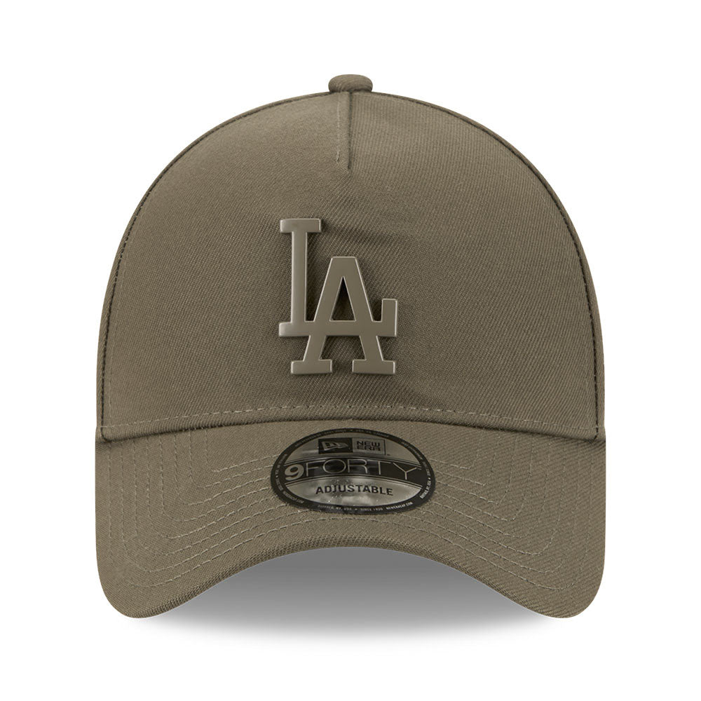 New Era Los Angeles Dodgers Metal Badge SS26 Moss 9FORTY A-Frame Adjustable Cap