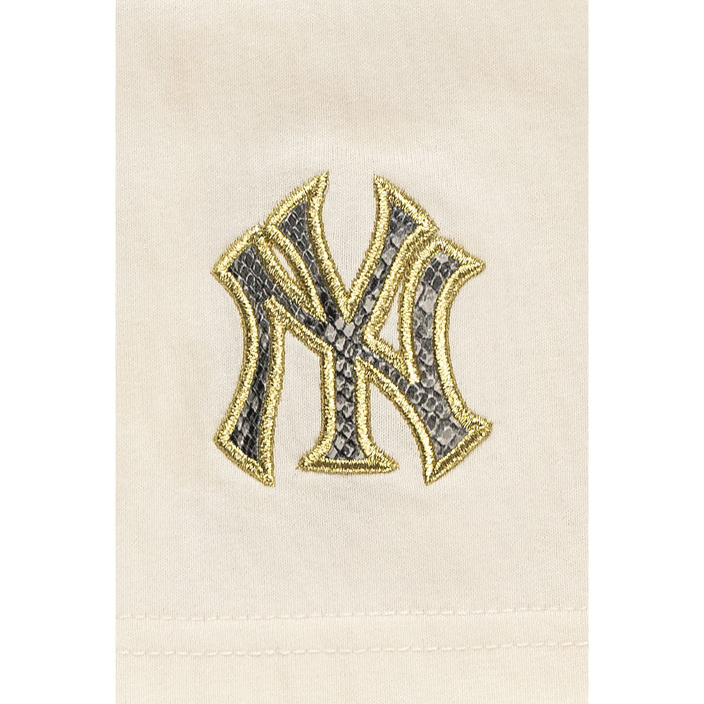 New Era New York Yankees MLB New Era Year of the Snake Chrome White Women Short Sleeve T-Shirt