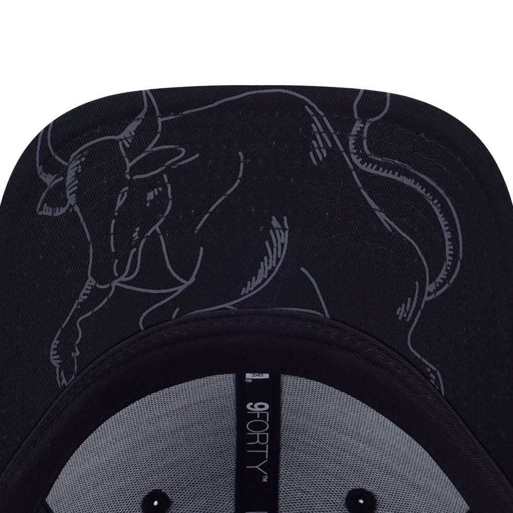 New Era Taurus Horoscope Horizons 9FORTY Black Adjustable Cap