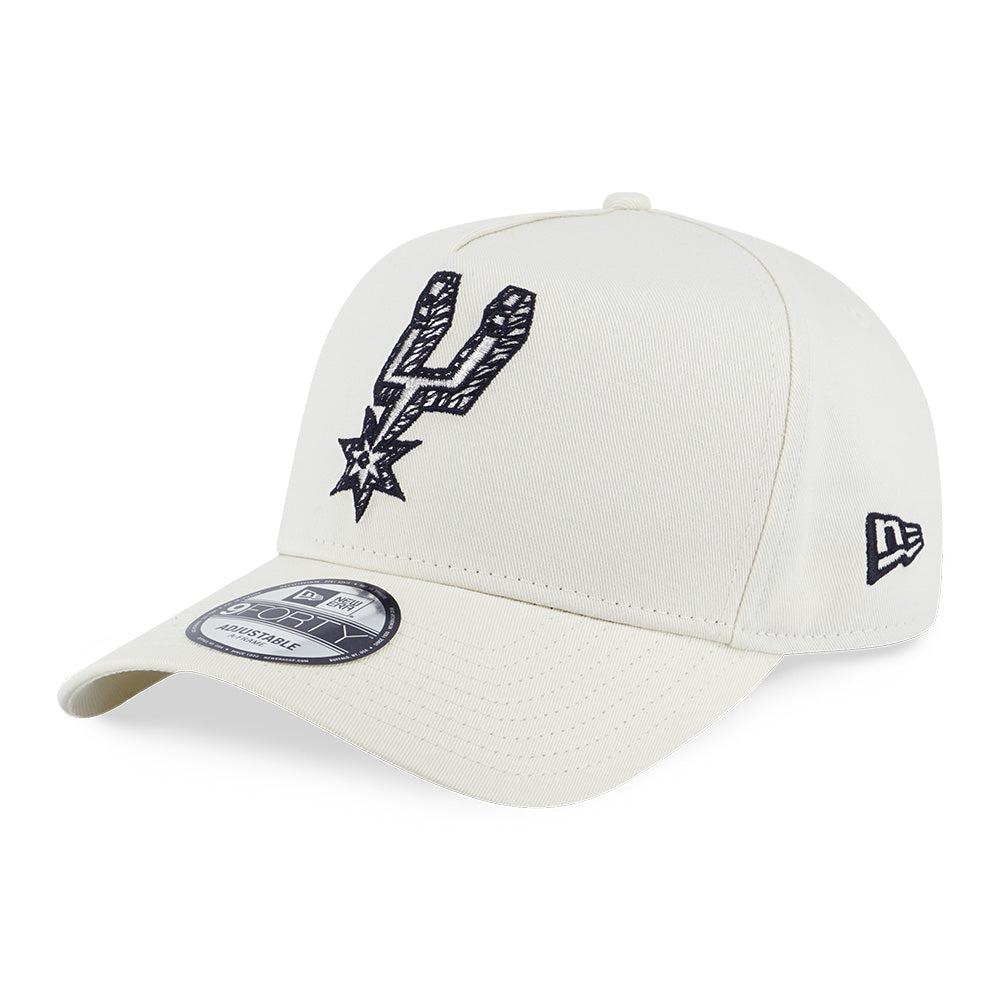 New Era San Antonio Spurs NBA Doodles Chrome White 9FORTY A-Frame Adjustable Cap