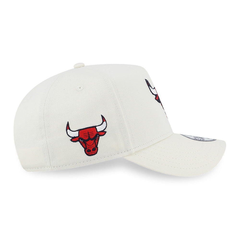 New Era Chicago Bulls NBA Doodles Chrome White 9FORTY A-Frame Adjustable Cap