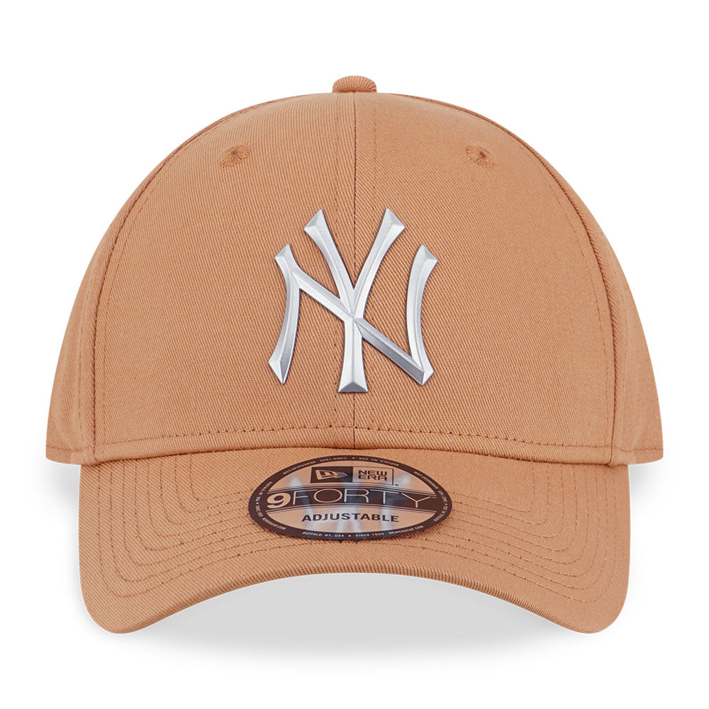 New Era New York Yankees MLB TPU Badge Deep Sand 9FORTY Adjustable Cap