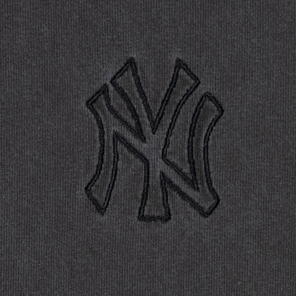 New Era New York Yankees MLB Logo Washed Graphite Short Sleeve T-Shirt