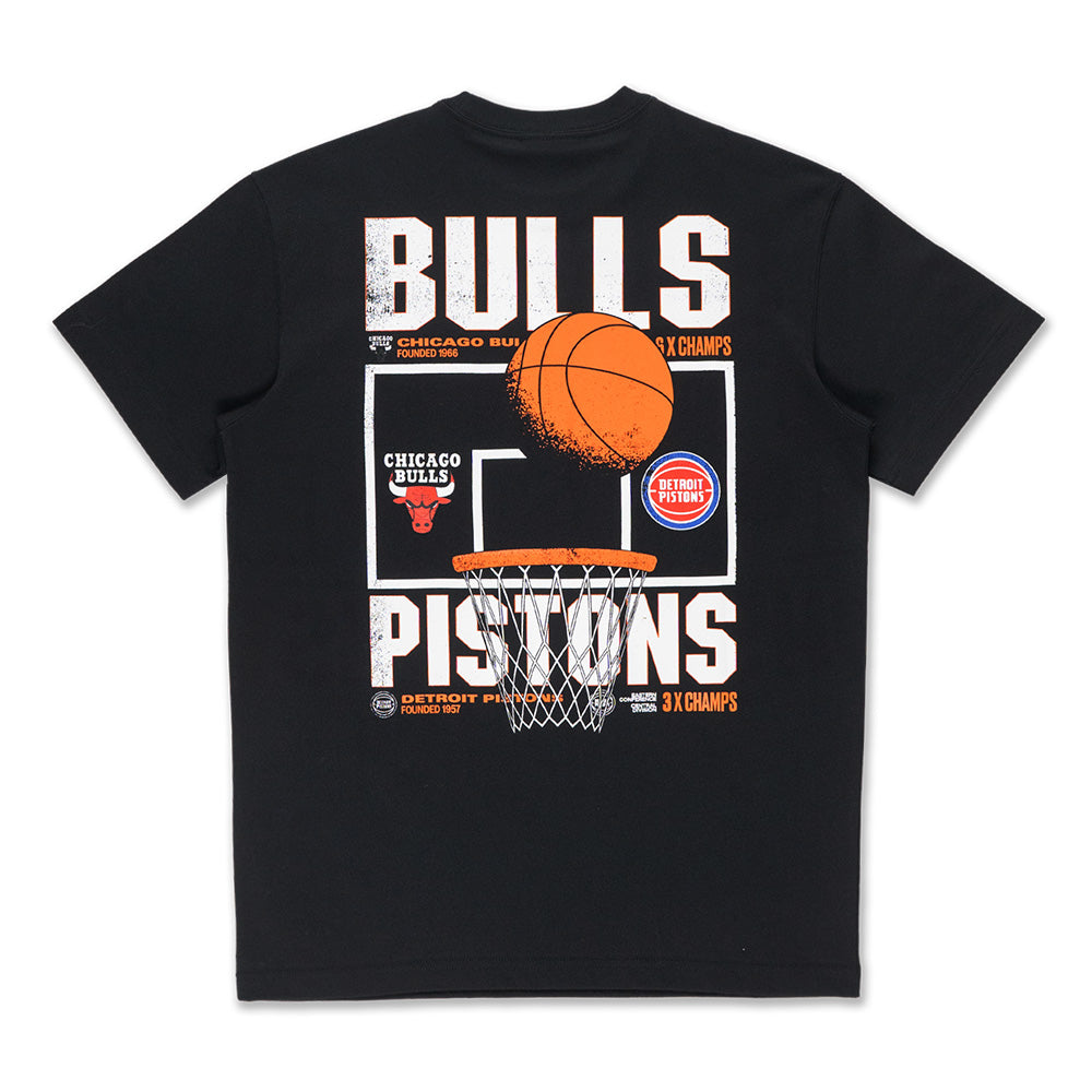 New Era Chicago Bulls NBA Rivals Bulls Vs Pistons Black COOLERA Short Sleeve T-Shirt