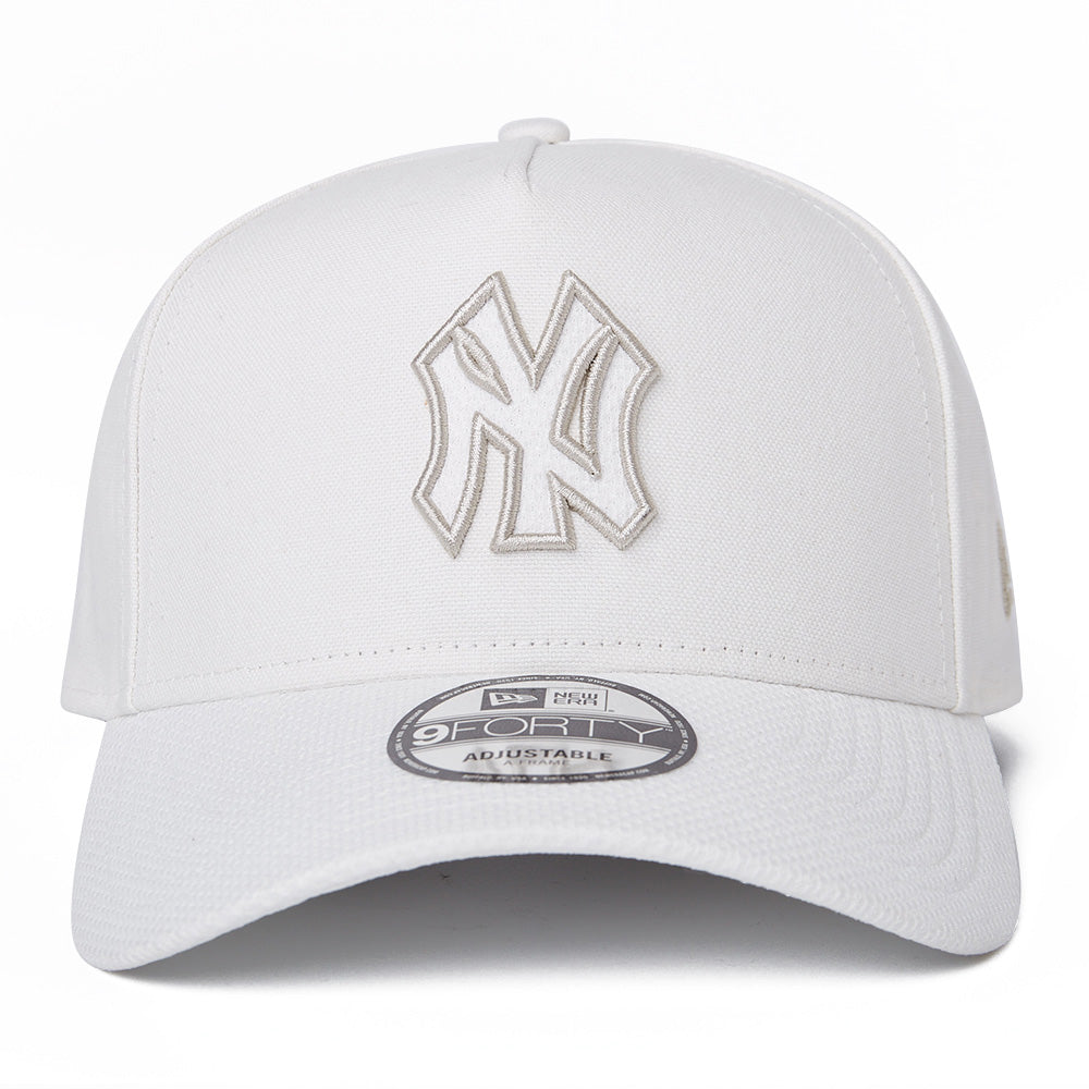 New Era New York Yankees MLB Engineered Comfort White 9FORTY Adjustable Cap