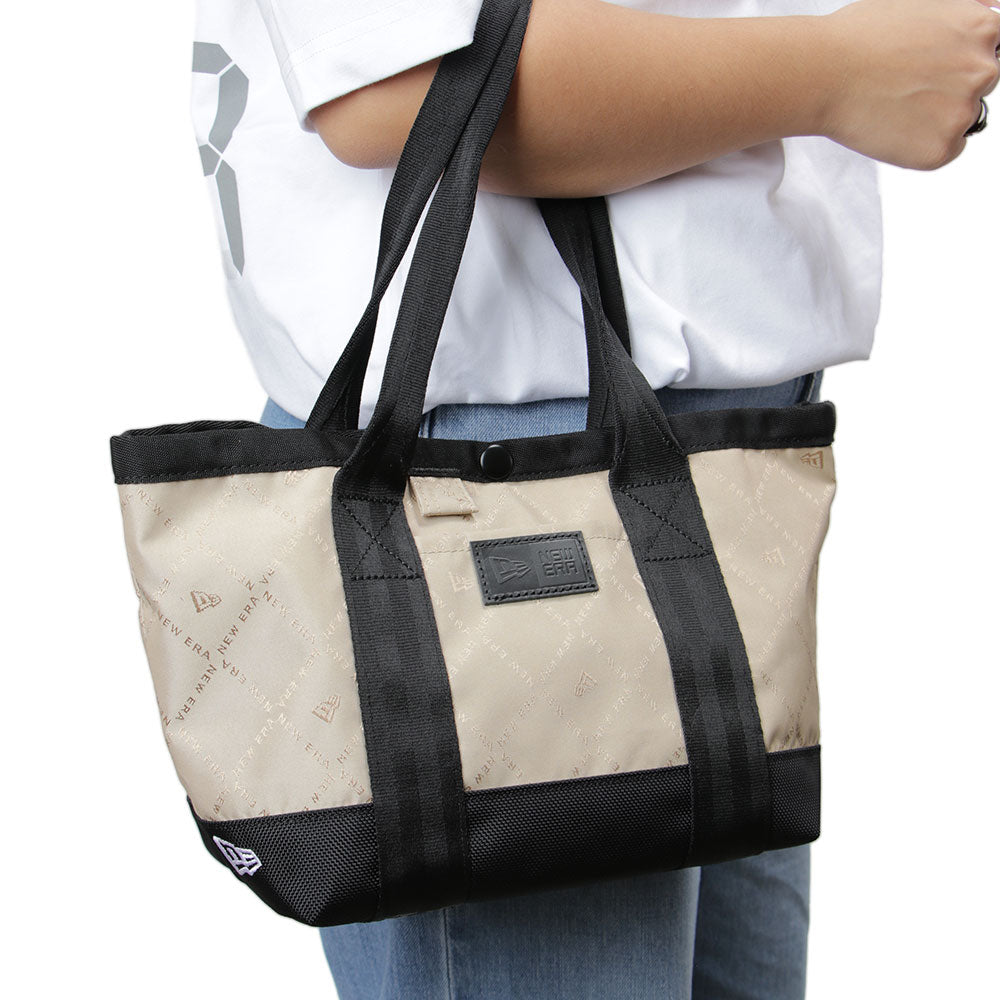 New Era Square Logo Medium Sand Jacquard Tote Bag