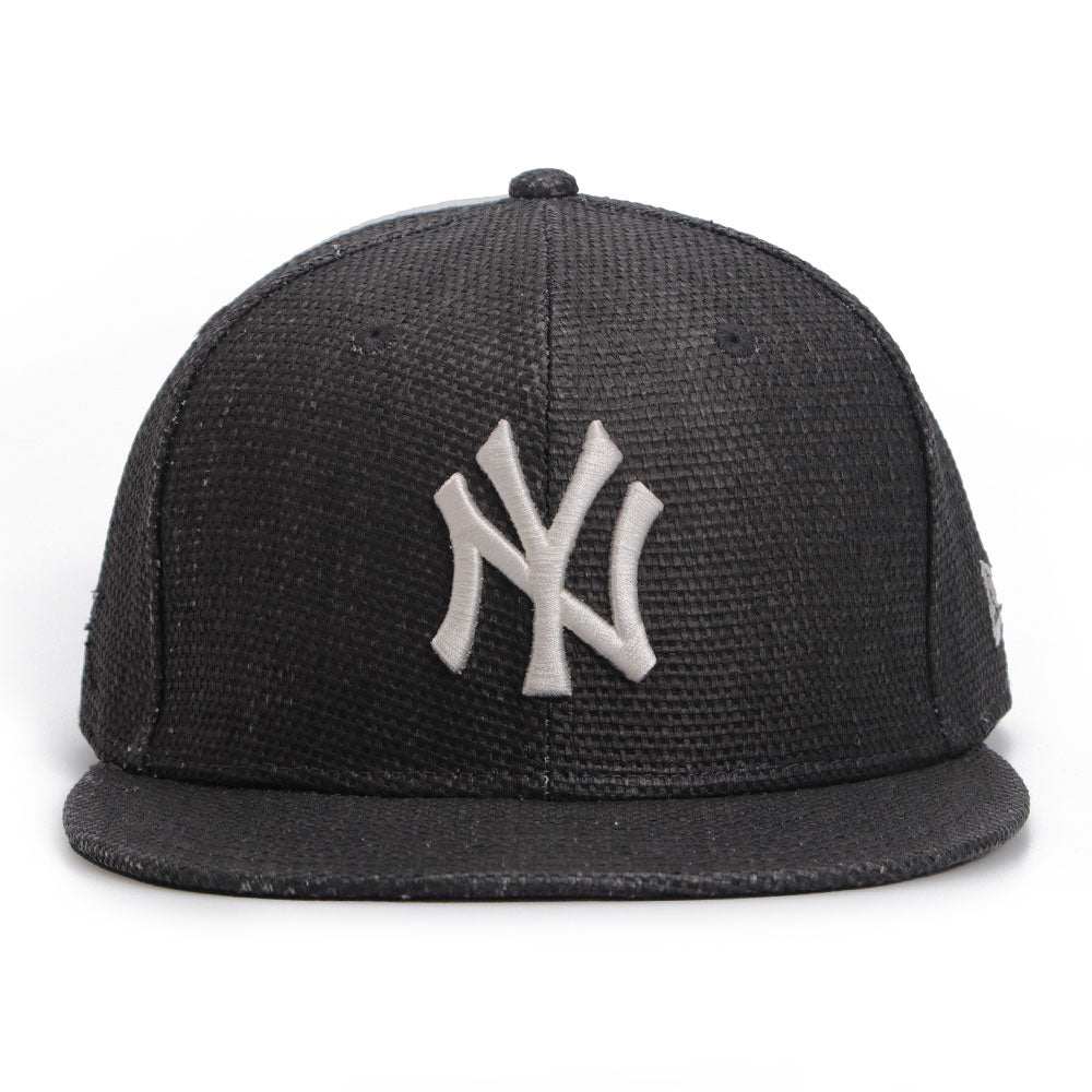 New Era New York Yankees Paper Black 9FIFTY Snapback Cap