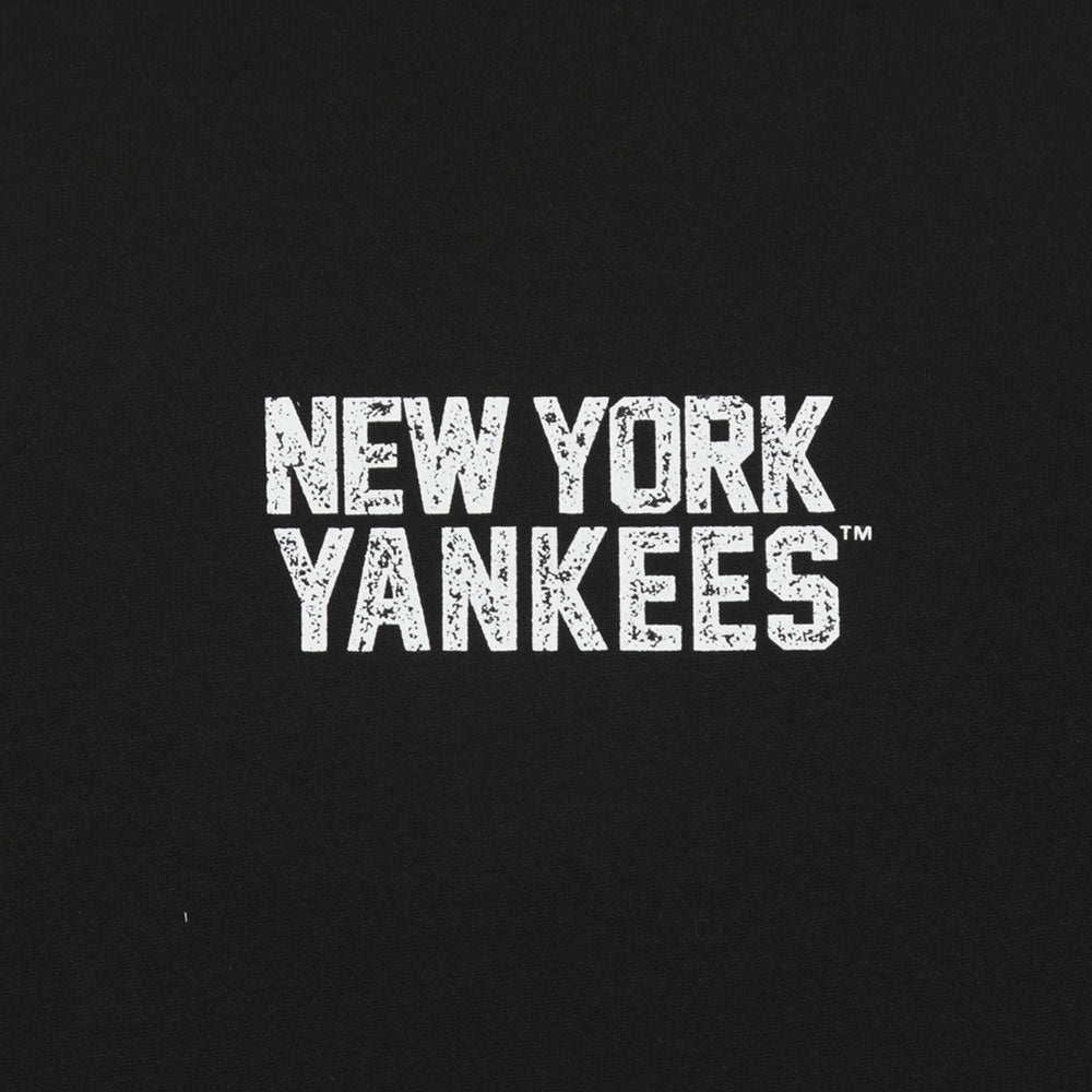 New Era New York Yankees MLB Distressed Logo Black COOLERA Short Sleeve T-Shirt