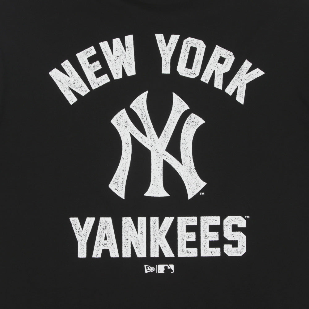 New Era New York Yankees MLB Distressed Logo Black COOLERA Short Sleeve T-Shirt