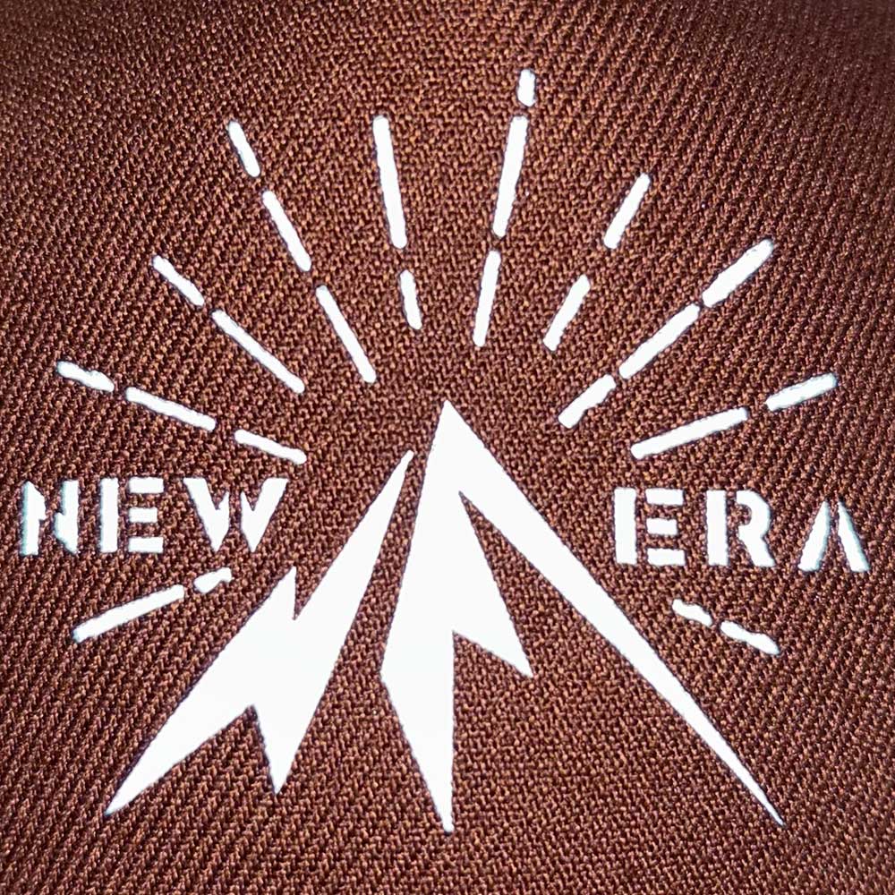 New Era Mountain Graphic FW2025 Deep Auburn 9FORTY A-Frame Trucker Cap