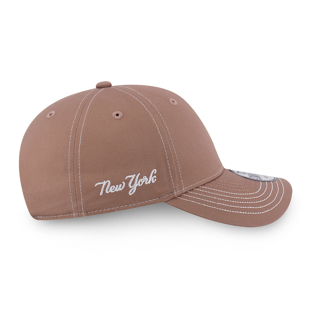 New York Yankees Contrast Stitching Khaki 9FORTY Adjustable Cap