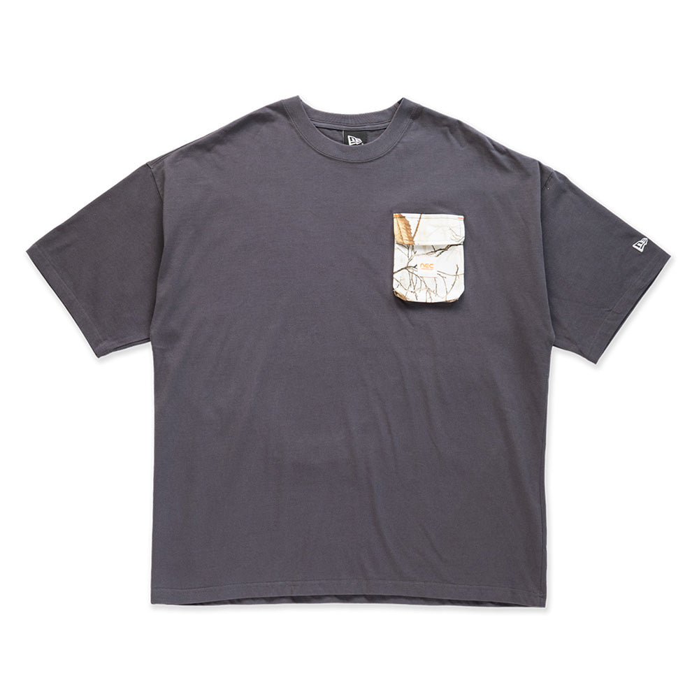 New Era Earthy Skin Graphite Oversized Short Sleeve T-Shirt