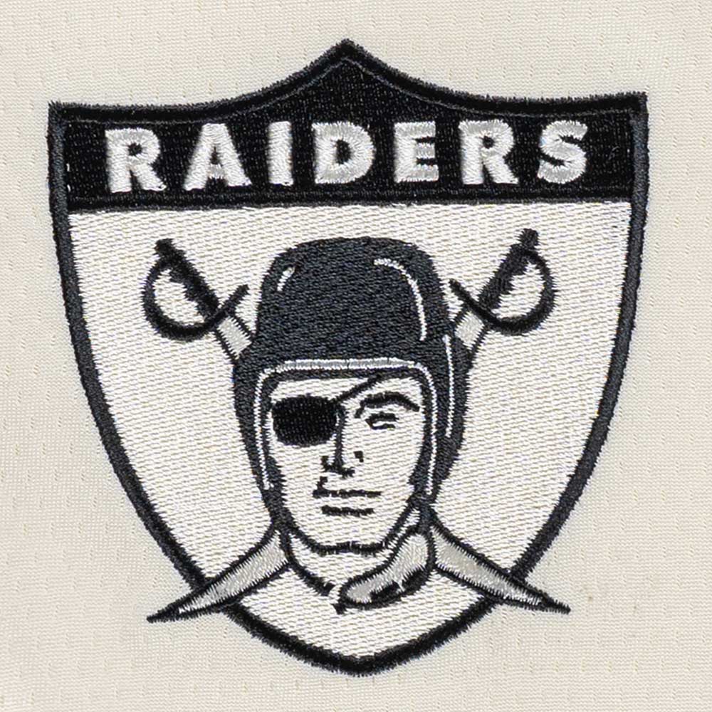 New Era Oakland Raiders Historic Chrome White Basketball Active Shorts