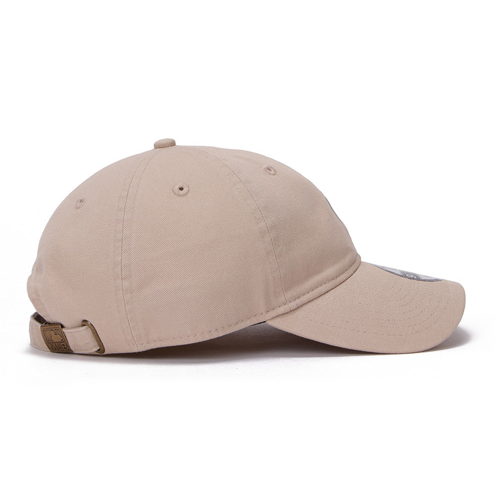 New Era Philadelphia Phillies Batterman Buckle Khaki 9TWENTY Adjustable Cap