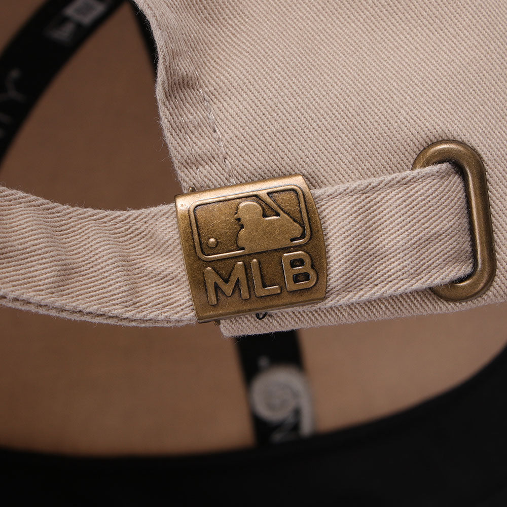 New Era Philadelphia Phillies Batterman Buckle Khaki 9TWENTY Adjustable Cap