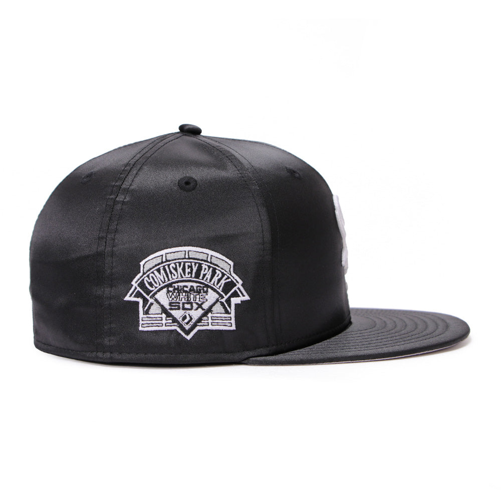 New Era Chicago White Sox Satin Black 59FIFTY Fitted Cap