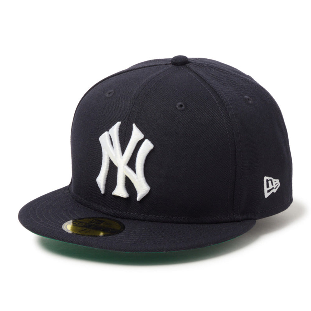 New York Yankees Old English Navy 59FIFTY Fitted Cap