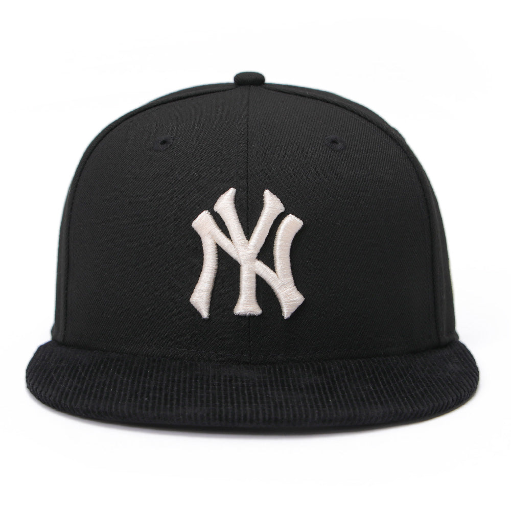 New Era New York Yankees Corduroy Black Seasonal Core 9FIFTY Snapback Cap
