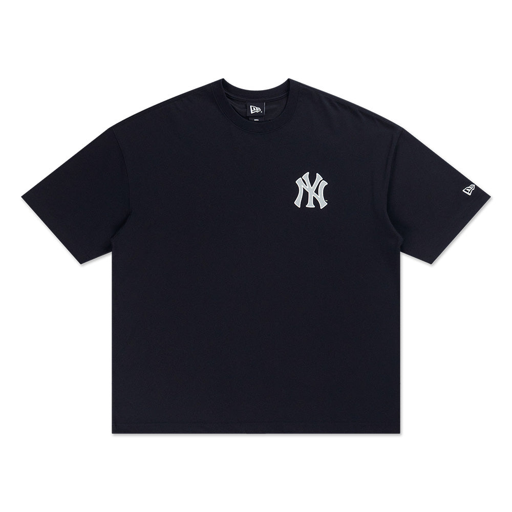 New Era New York Yankees Patchwork Graphic Black Oversized Short Sleeve T-Shirt