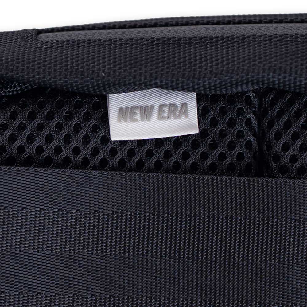 New Era Outdoor Mountain Logo SS26 Black Explorer Waist Bag