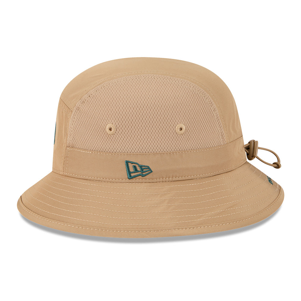 New Era Outdoor Mountain Logo SS26 Khaki Sports Bucket Hat