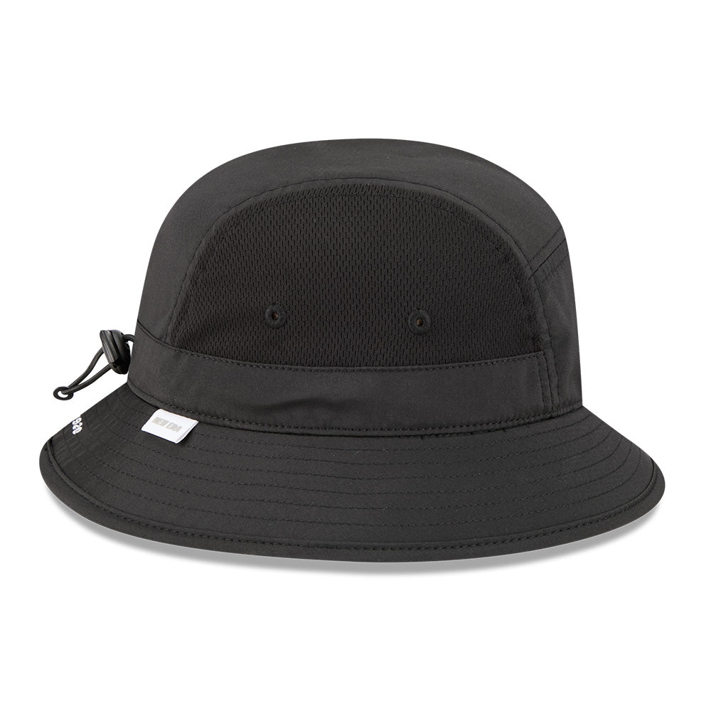 New Era Outdoor Mountain Logo SS26 Black Sports Bucket Hat