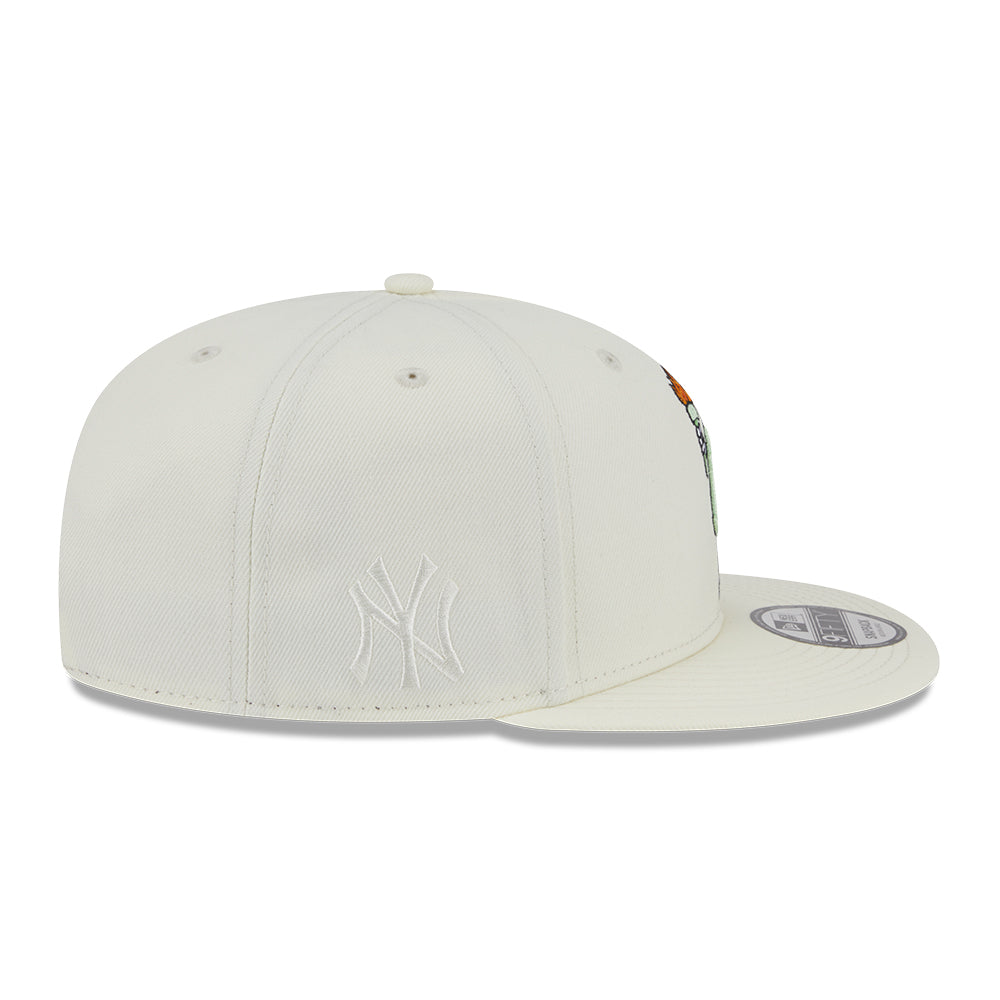 New Era New York Yankees Major League Baseball Cartoon Chrome White 9FIFTY Snapback Cap