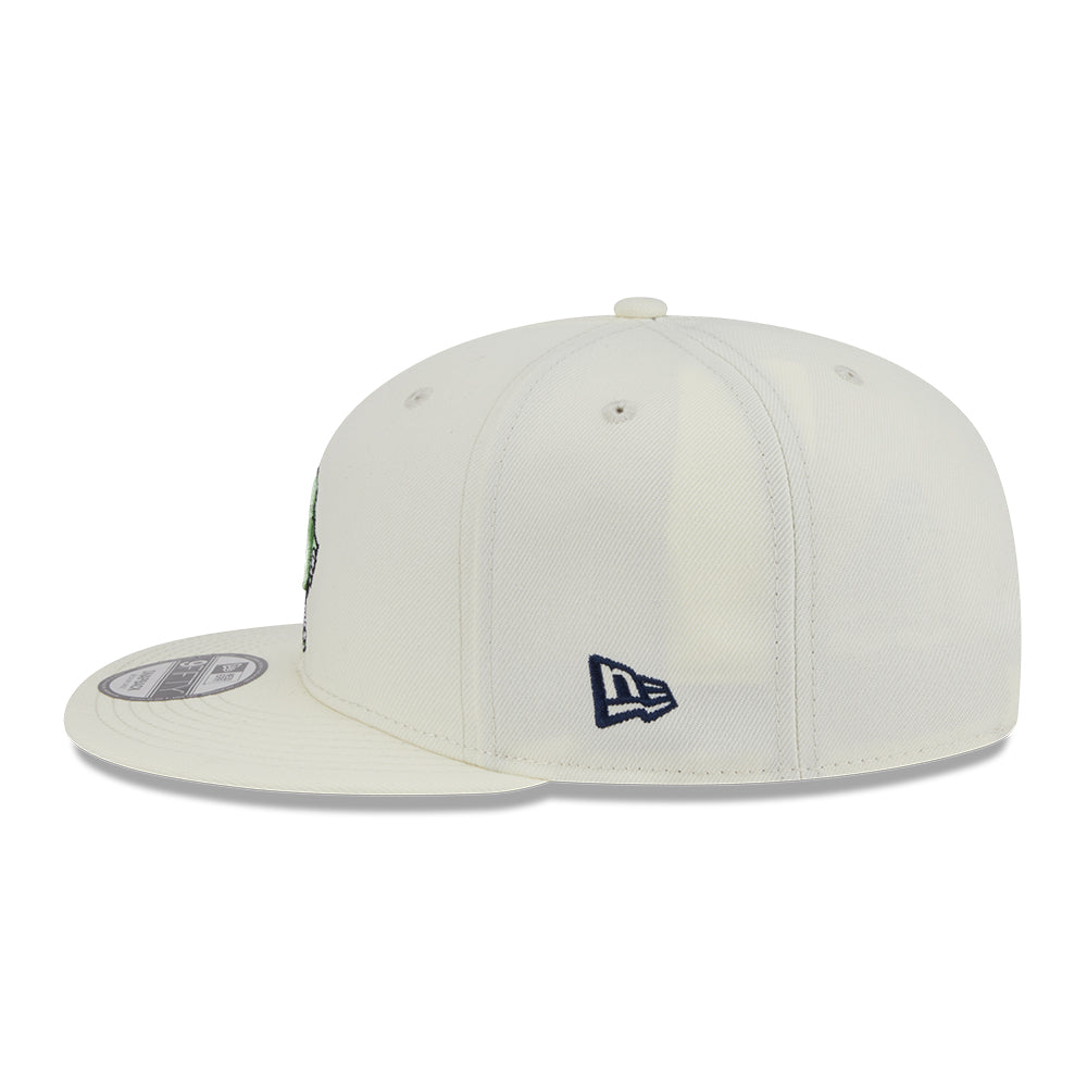 New Era New York Yankees Major League Baseball Cartoon Chrome White 9FIFTY Snapback Cap
