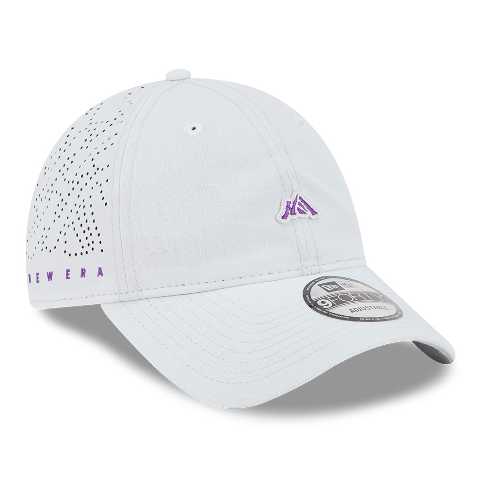 New Era Mini Mountain Logo SS26 Silver Snow 9FORTY Unstructured Adjustable Cap