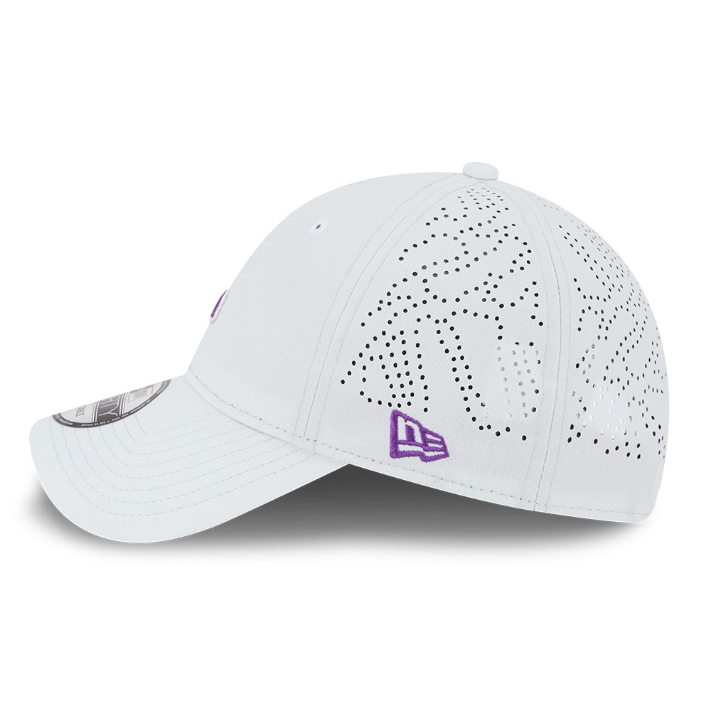 New Era Mini Mountain Logo SS26 Silver Snow 9FORTY Unstructured Adjustable Cap