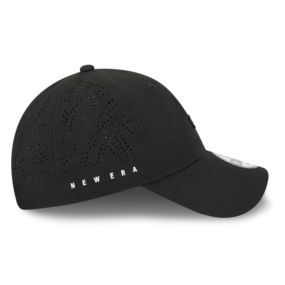 New Era Mini Mountain Logo SS26 Black 9FORTY Unstructured Adjustable Cap