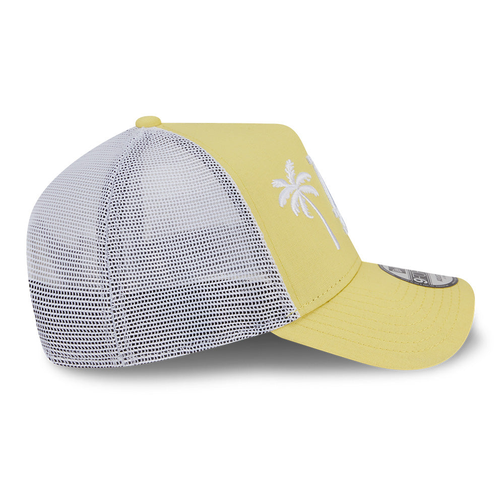 New Era Los Angeles Dodgers Resort SS26 Baby Yellow White 9FORTY E-Frame Trucker Cap