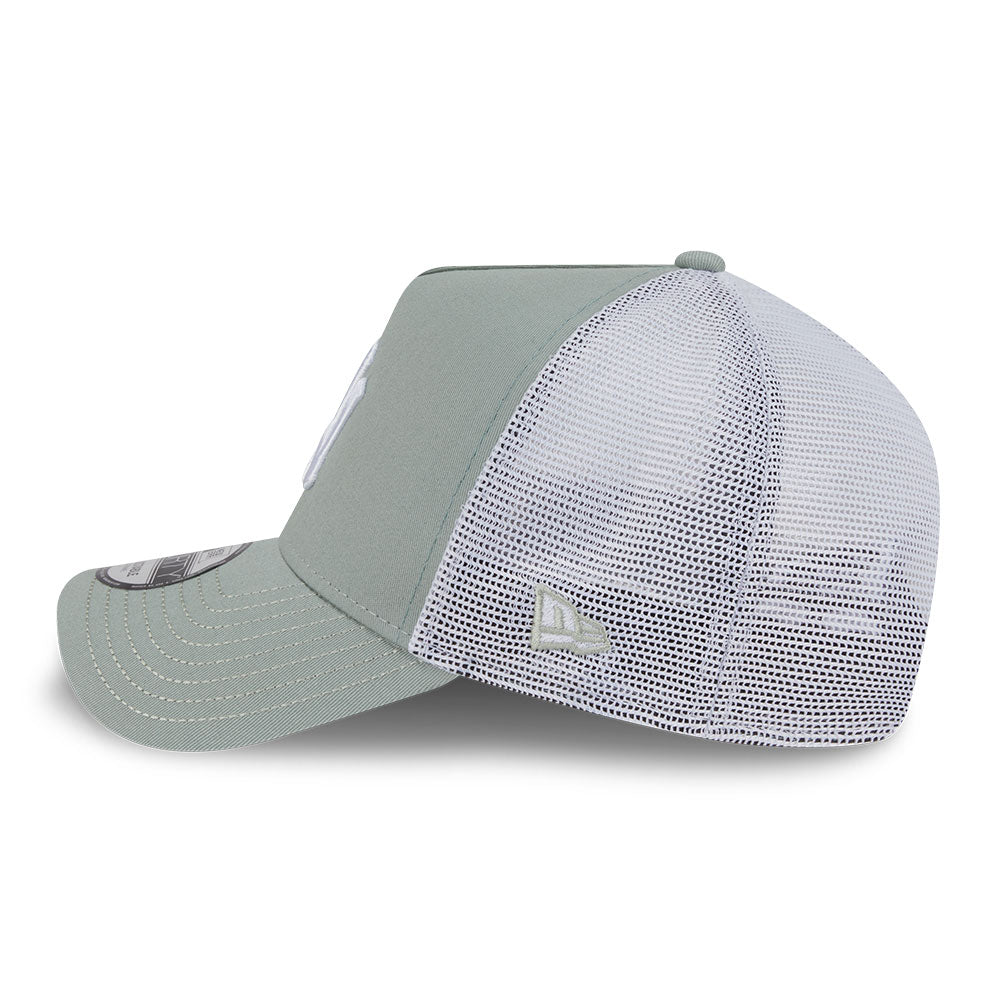 New Era New York Yankees Color Era SS26 Everest Green White 9FORTY A-Frame Trucker Cap