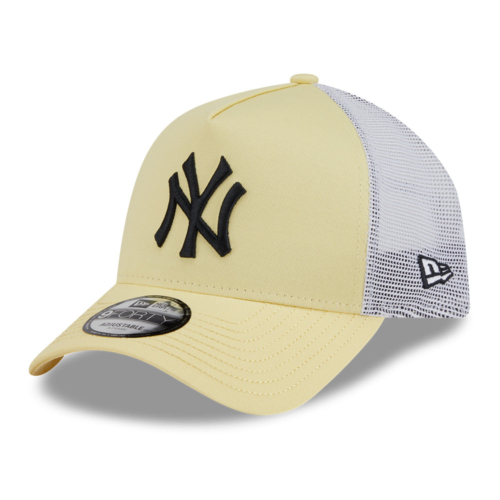 New Era New York Yankees Color Era SS26 Baby Yellow White 9FORTY A-Frame Trucker Cap