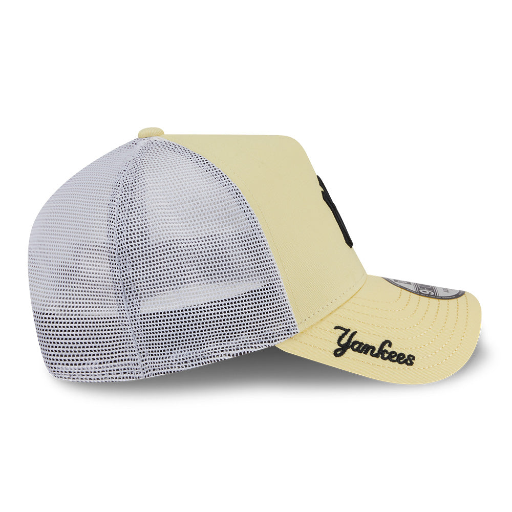 New Era New York Yankees Color Era SS26 Baby Yellow White 9FORTY A-Frame Trucker Cap
