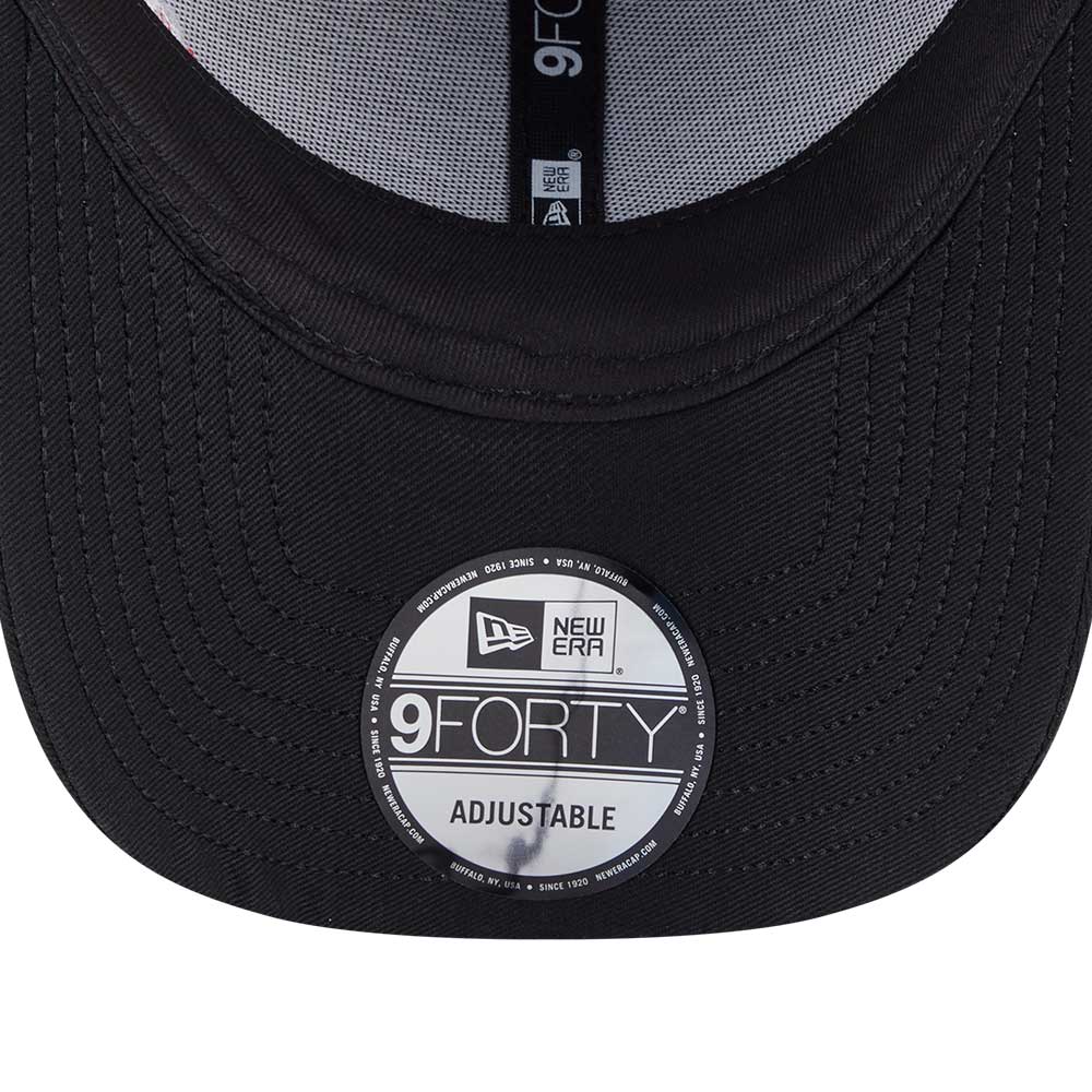 New Era Chicago Bulls Mix League Cross Panels Black 9FORTY Adjustable Cap