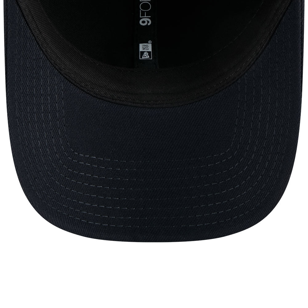 New Era New York Yankees Metal Badge SS26 Navy 9FORTY Adjustable Cap