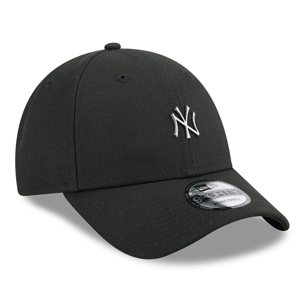 New Era New York Yankees Rough Mini Metal Badge SS26 Black 9FORTY Adjustable Cap