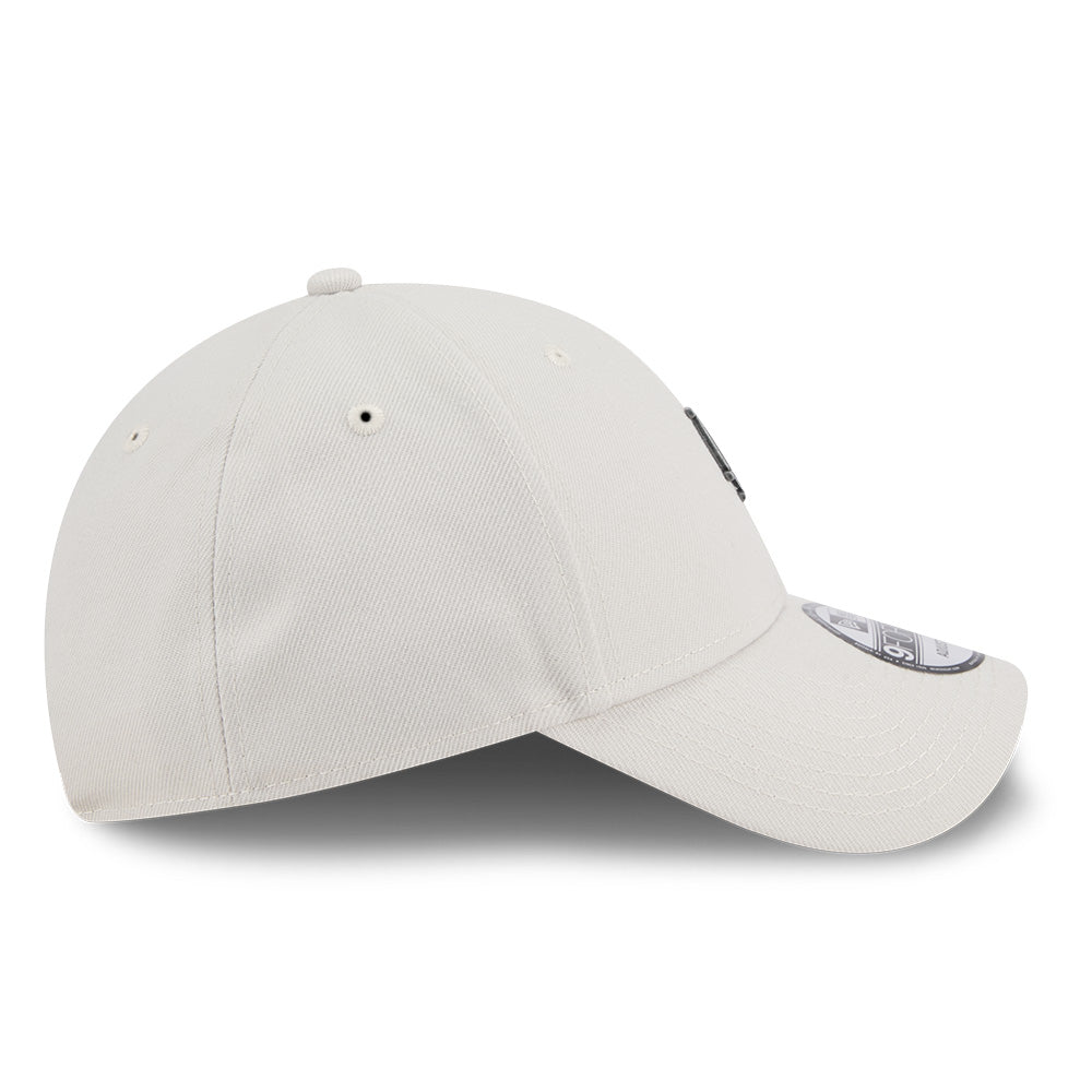 New Era Los Angeles Dodgers Rough Mini Metal Badge SS26 Vintage Stone 9FORTY Adjustable Cap